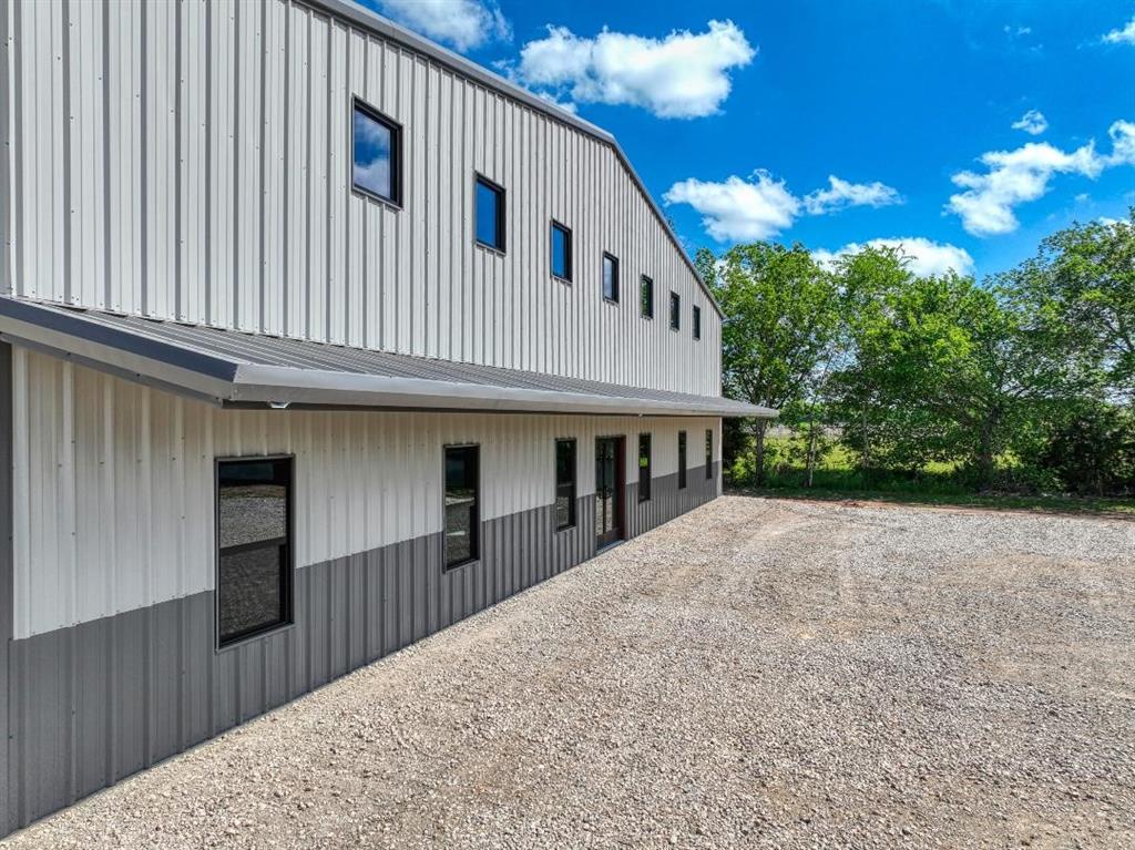 11125 E State Highway 31 Highway
