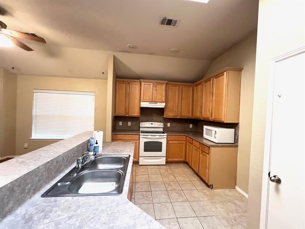 Paloma Creek Ph 1 - Residential Lease