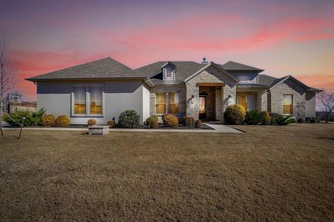 7732 Laura Lake Lane Fort Worth TX 76126