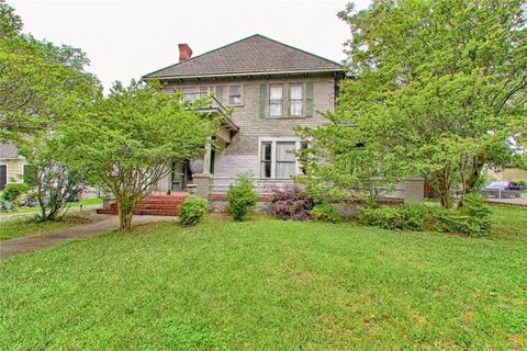 A home in Corsicana
