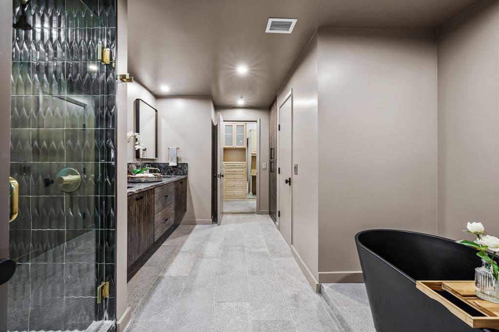 1999 Mckinney - Residential