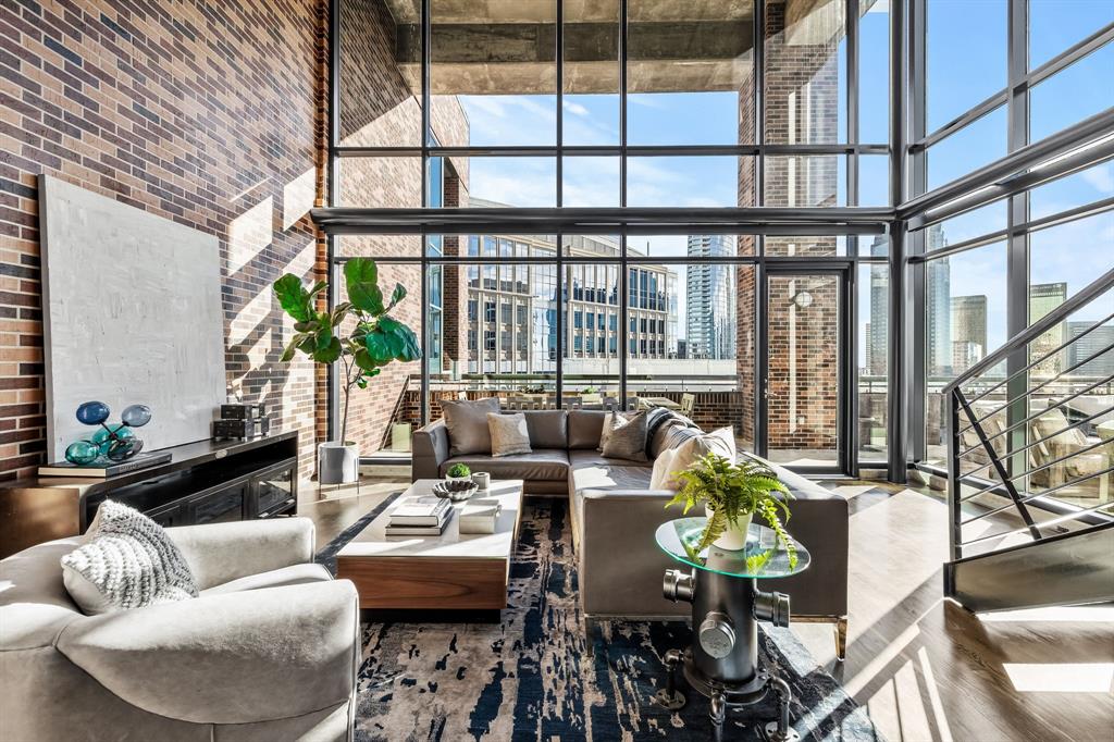 1999 Mckinney - Residential