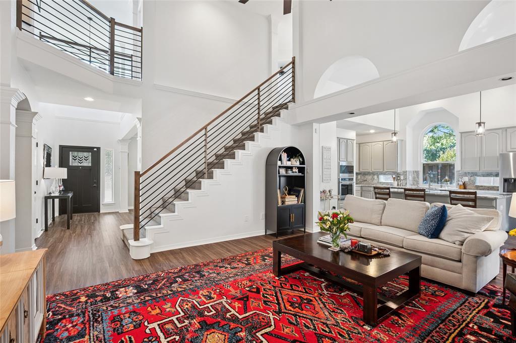 2913 persimmon Place