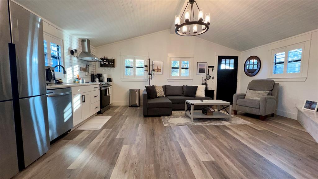 Paradise Bay - Residential