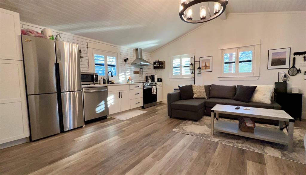 Paradise Bay - Residential