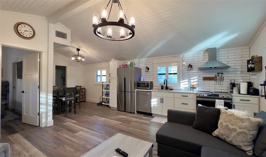 Paradise Bay - Residential