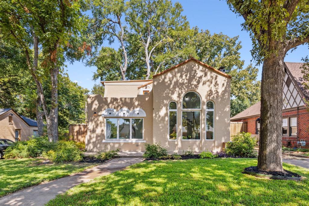 View Dallas, TX 75211 house