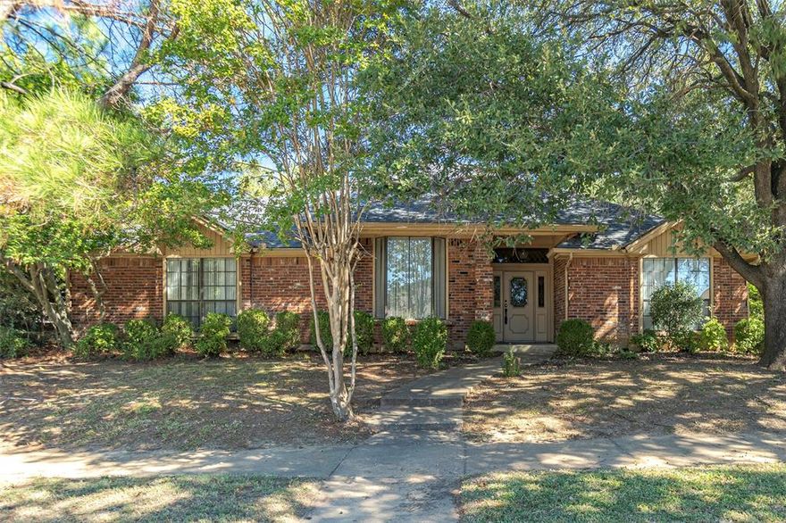 Spacious and open.   Flexible floorplan as the living room has doors & builtin bookshelves & could be used as a study.  Master bedroom has a door that opens to a kids bedroom which could be used as nursery or office. Family room has vaulted ceiling, library paneling, brick wood burning fireplace, wet bar & doors that open to the patio.  Ceramic tile floors in bathrooms, kitchen, breakfast area  & laundry(2015).  Living room window replaced 2014.  Luxury vinyl plank floors in the hallway, study,  dining room and bedrooms  (2020). No carpet.  Interior painted (2020).