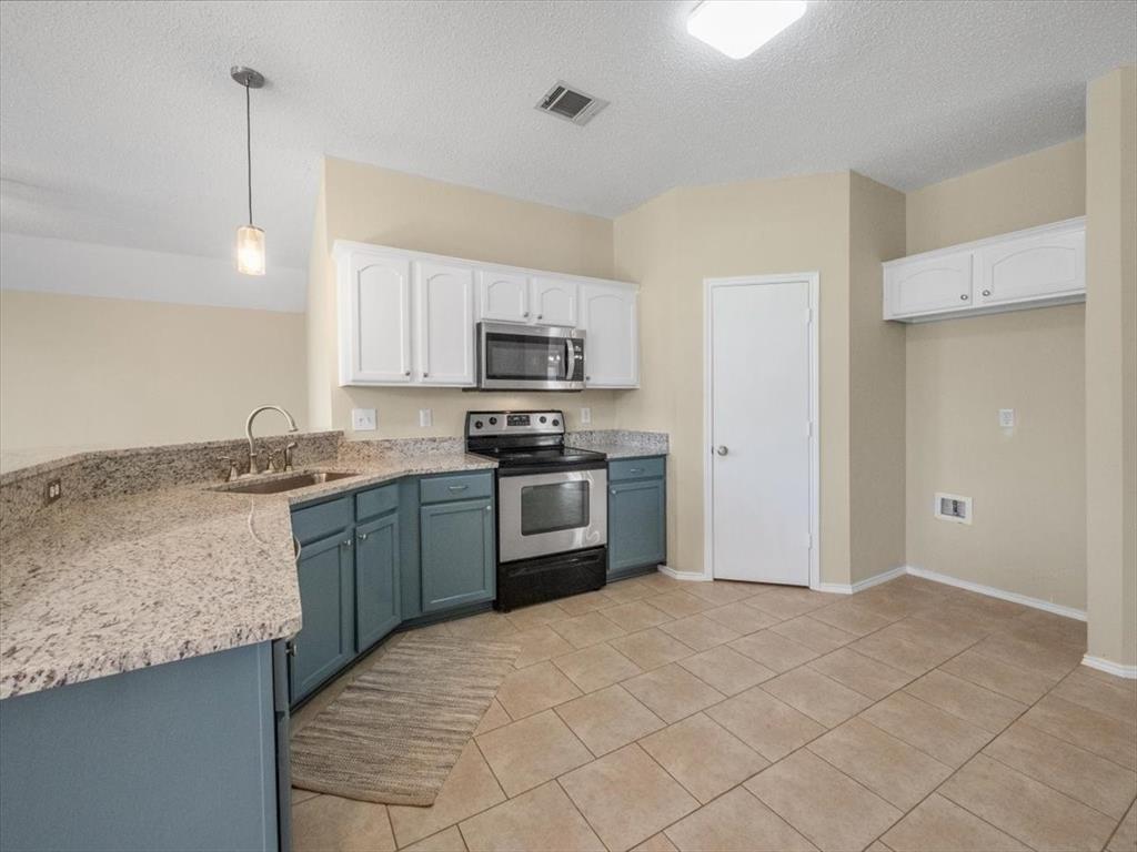 Crossroads - Residential