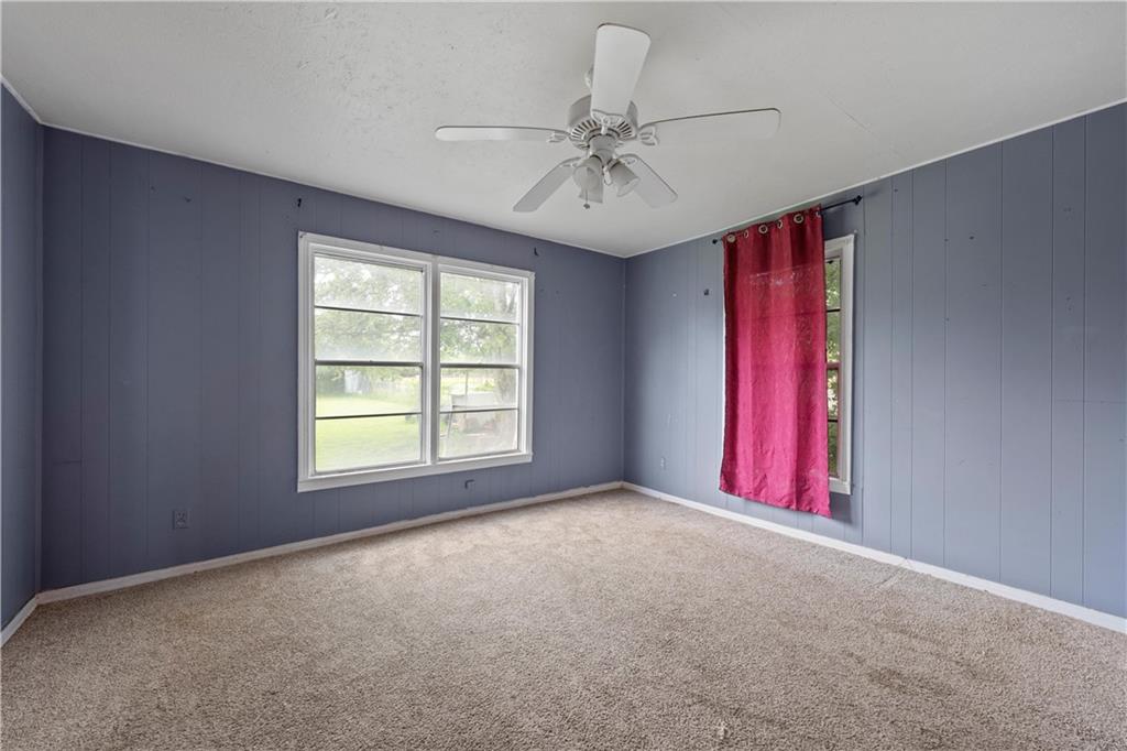 Tomas De La Vega - Residential