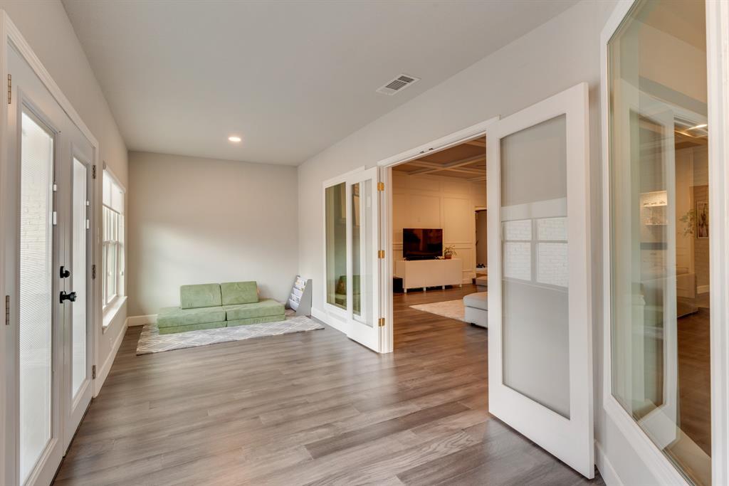 Bentley Village Add - Residential