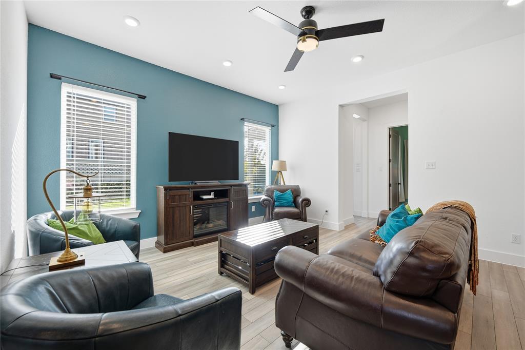 Northlake, Texas 76247, United States, 4 Bedrooms Bedrooms, ,4 BathroomsBathrooms,Residential,Active,236143