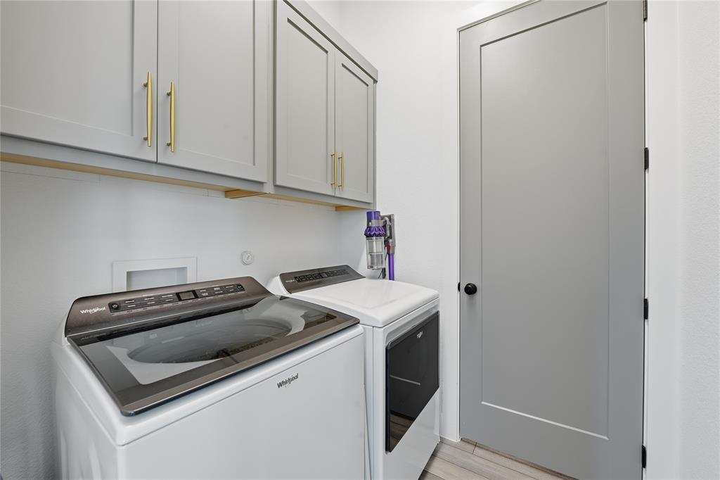 Northlake, Texas 76247, United States, 4 Bedrooms Bedrooms, ,4 BathroomsBathrooms,Residential,Active,236143