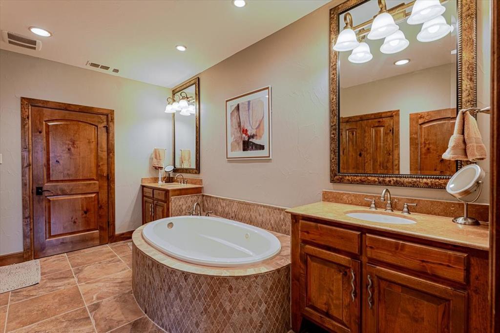 Hill Country Harbor Condo - Residential