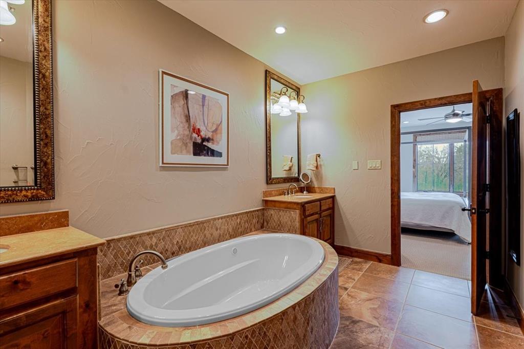 Hill Country Harbor Condo - Residential