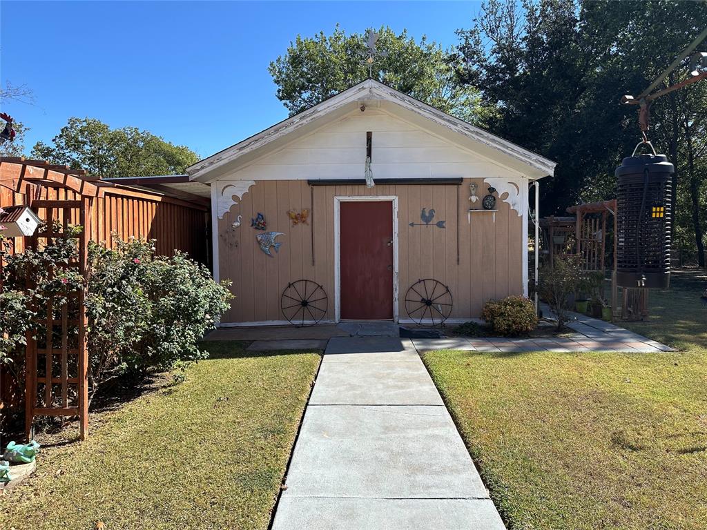 719 Gail Drive