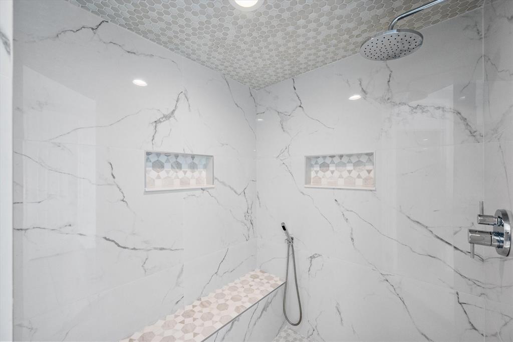 Lake Country Estates Add - Residential