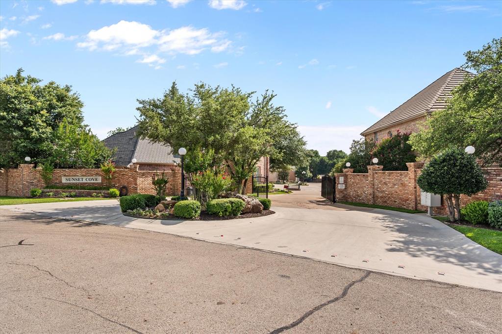 Lake Country Estates Add - Residential