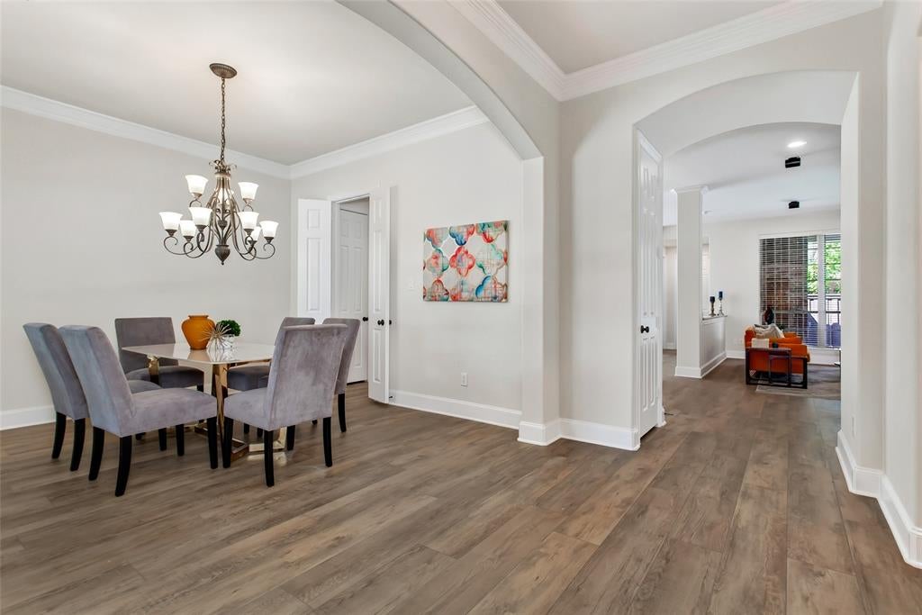 2361 Hedgewood Lane