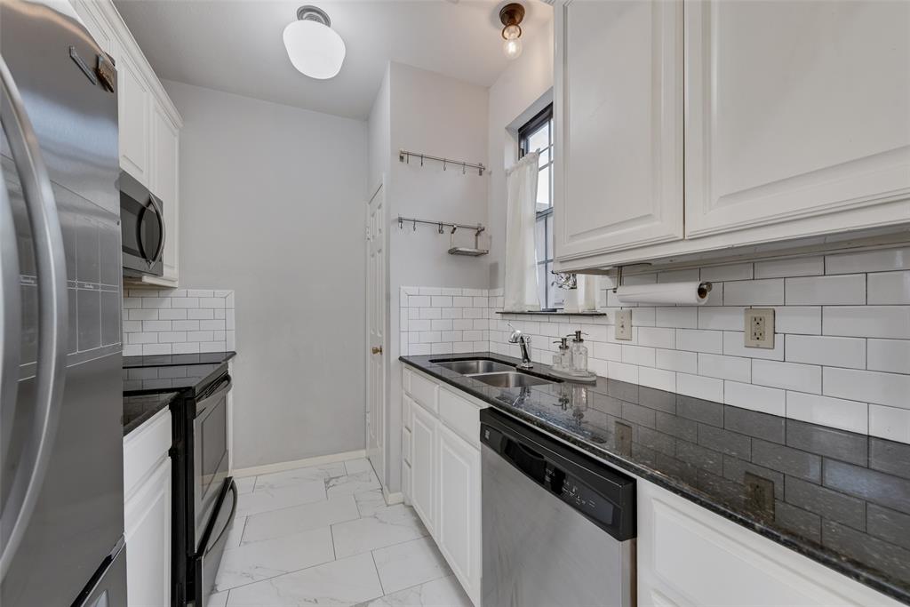 Bowser Condo 4418 - Residential