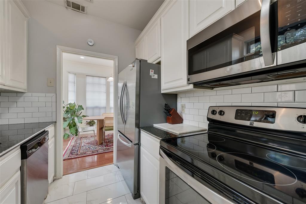 Bowser Condo 4418 - Residential