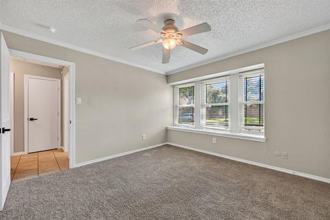 Tiny photo for 2406 Knightsbridge Street, Grand Prairie, TX 75050 (MLS # 21099483)