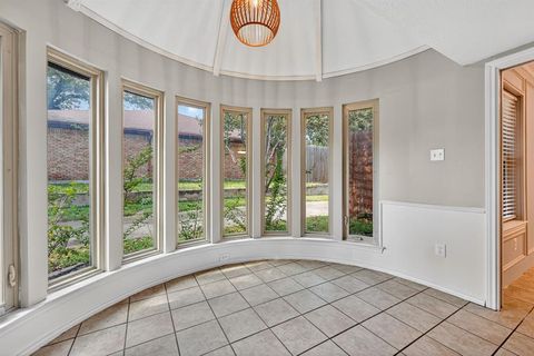 Tiny photo for 2406 Knightsbridge Street, Grand Prairie, TX 75050 (MLS # 21099483)