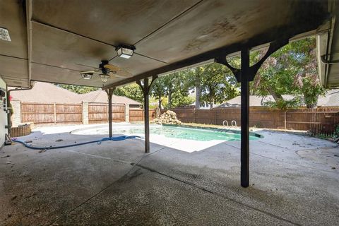 Tiny photo for 2406 Knightsbridge Street, Grand Prairie, TX 75050 (MLS # 21099483)