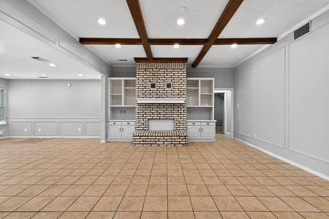 Tiny photo for 2406 Knightsbridge Street, Grand Prairie, TX 75050 (MLS # 21099483)