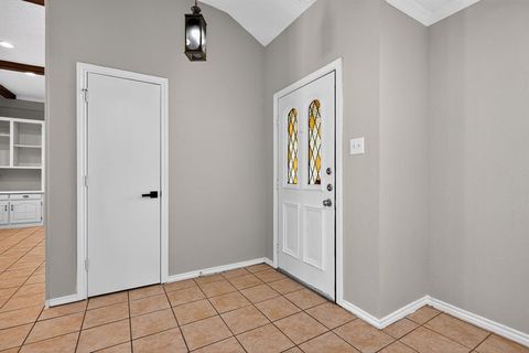 Tiny photo for 2406 Knightsbridge Street, Grand Prairie, TX 75050 (MLS # 21099483)