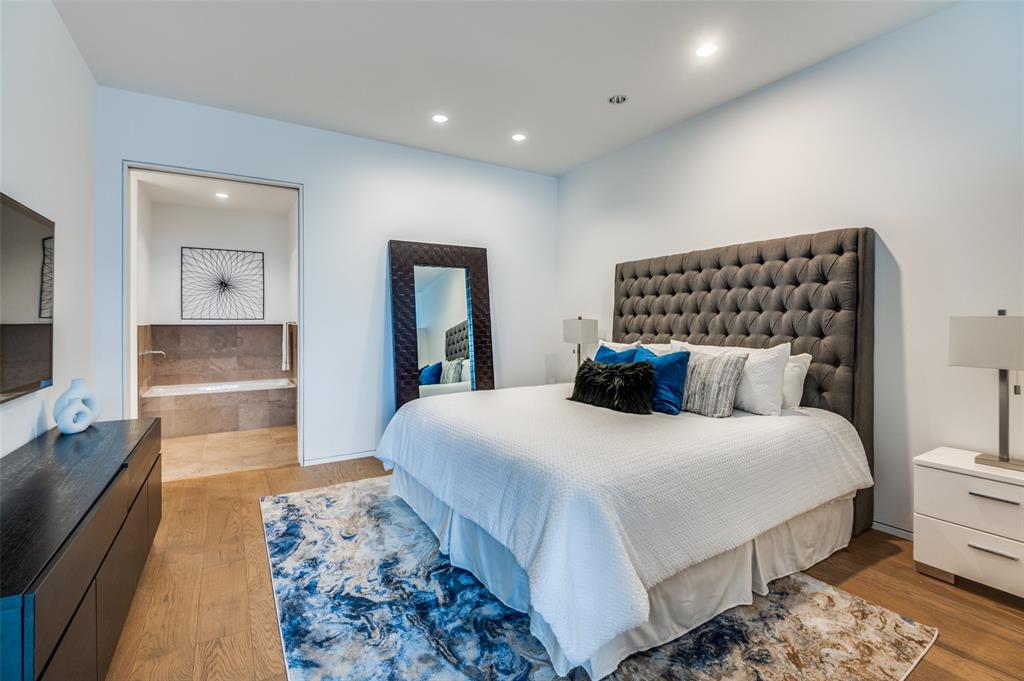 North Tower Residences - Residential