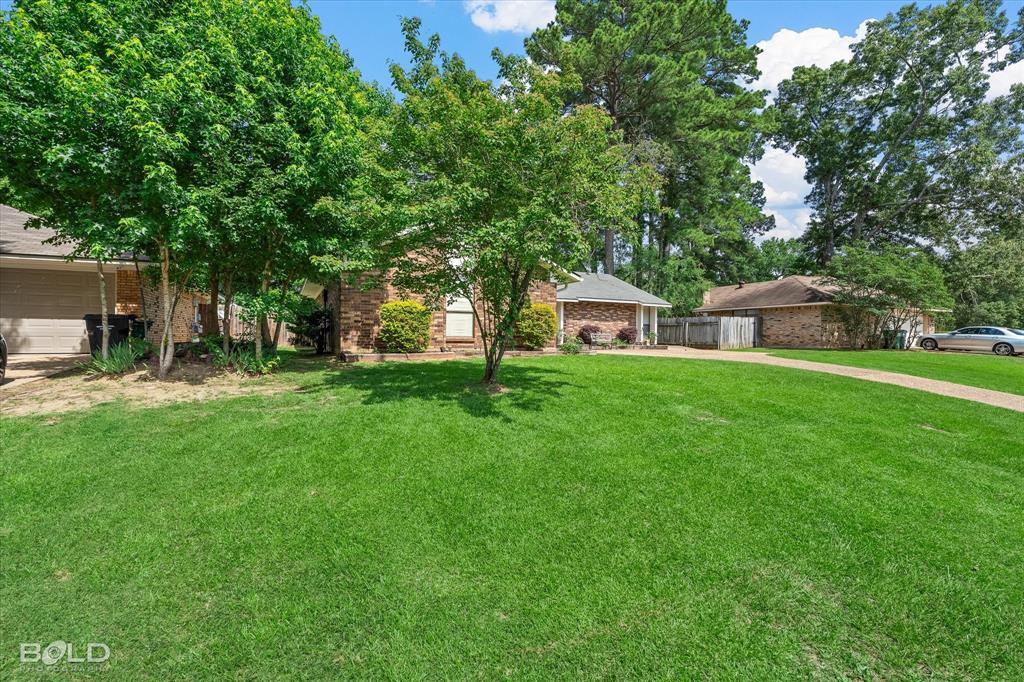 8517 Woodhill Lane