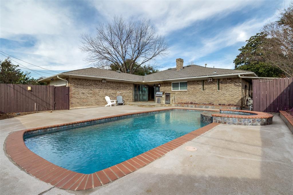 Forest Meadows - Residential