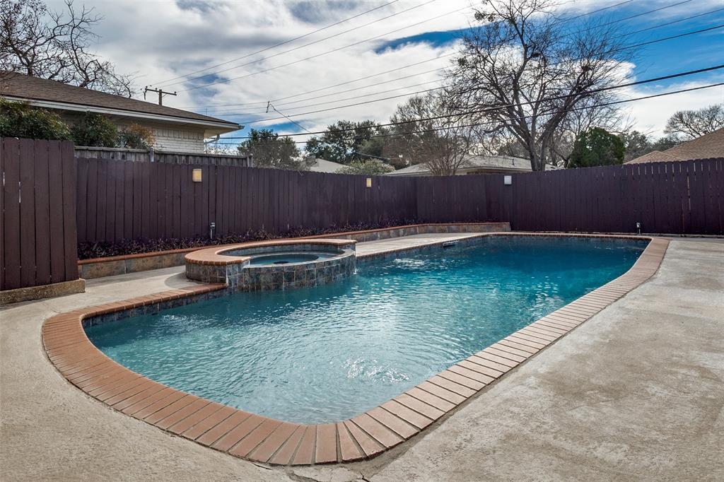 Forest Meadows - Residential