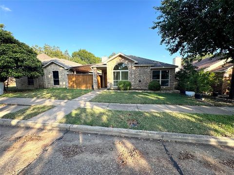 252 Lydia Circle Irving TX 75060