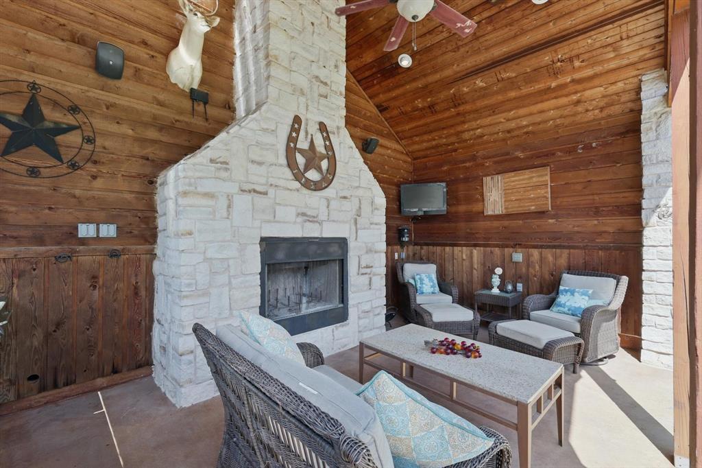 3713 Hidden Trail