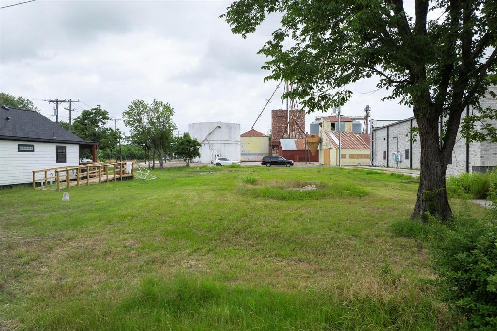 C L Jones Add - Land