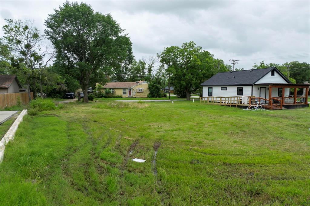 C L Jones Add - Land