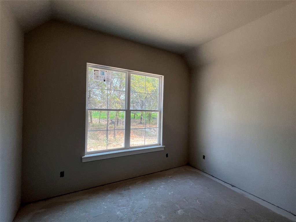 1053 Llano Way