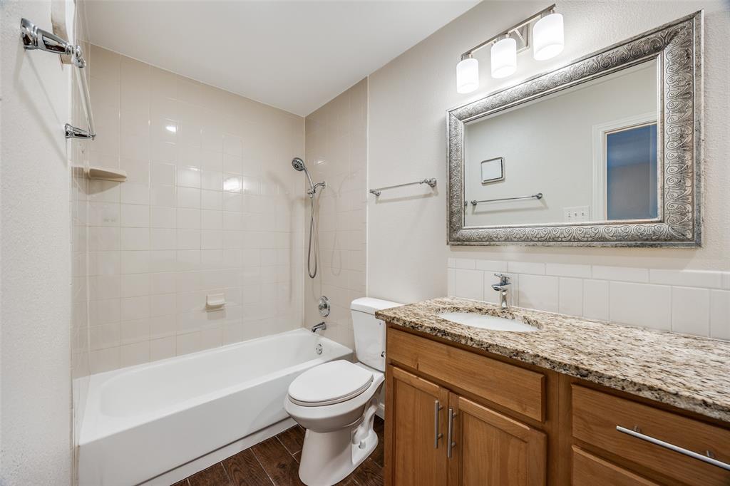 Preston On Creek Condos - Residential