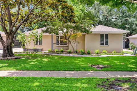 6815 Ravendale Lane Dallas TX 75214