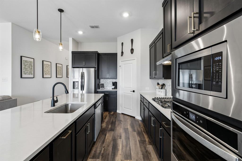 3816 Chicory Court
