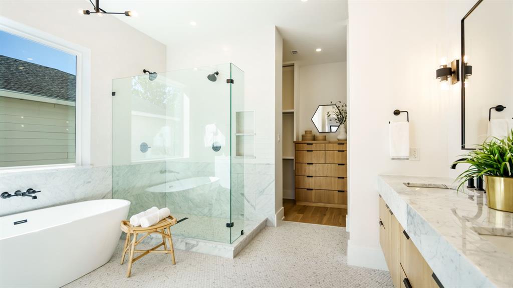 Ross Ave Annex - Residential