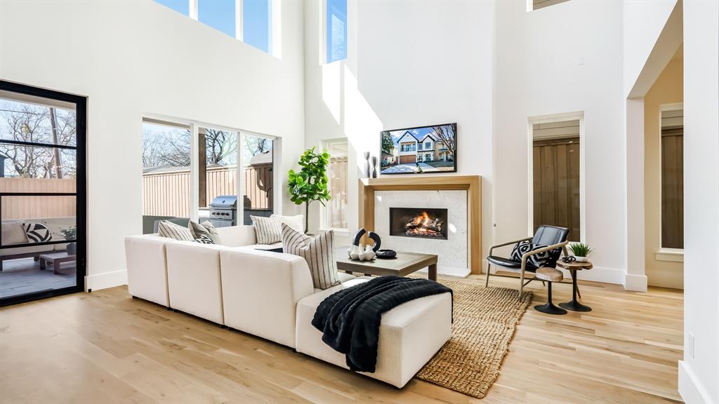 Ross Ave Annex - Residential