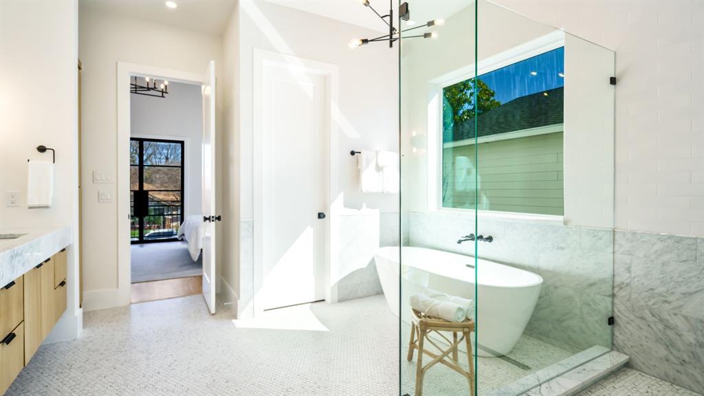 Ross Ave Annex - Residential