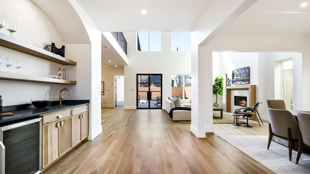 Ross Ave Annex - Residential