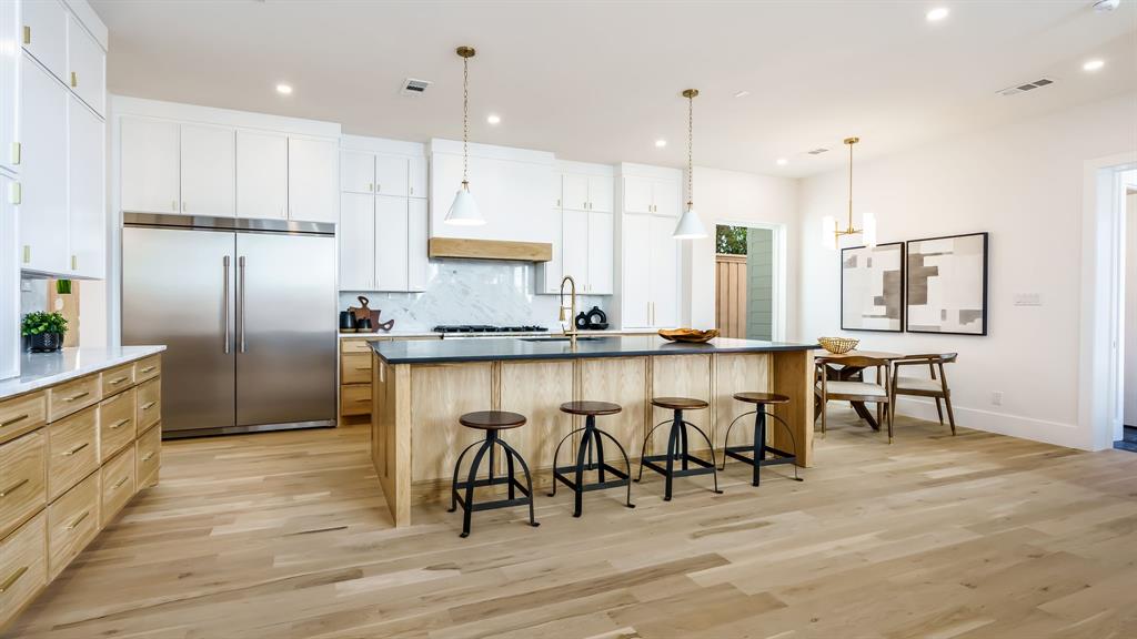 Ross Ave Annex - Residential