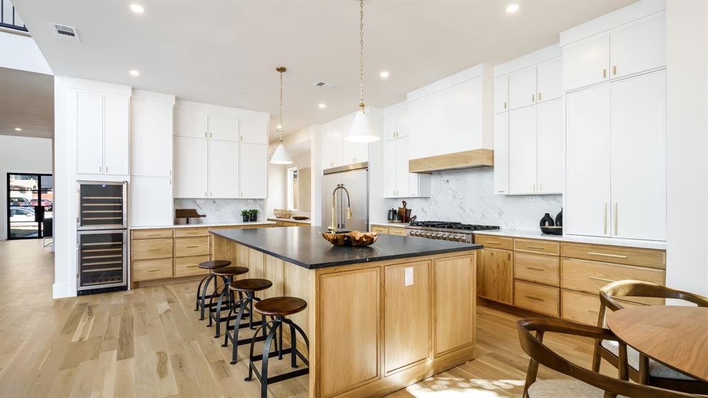 Ross Ave Annex - Residential