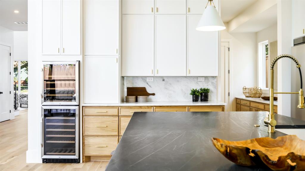 Ross Ave Annex - Residential