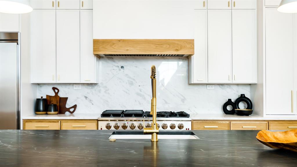 Ross Ave Annex - Residential